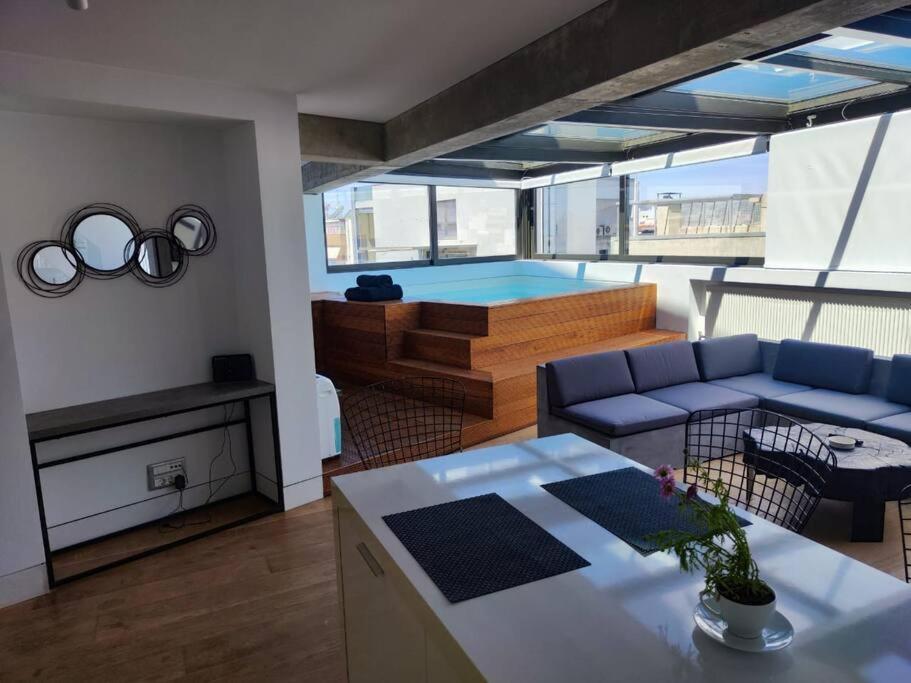 Gazi Pool House Apartment Атина Екстериор снимка