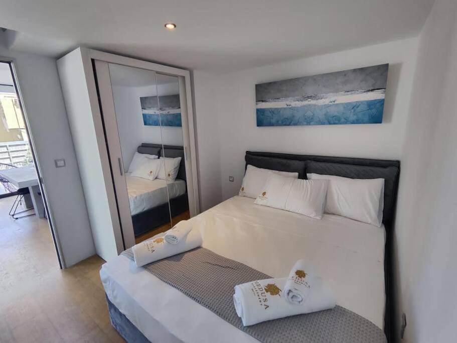 Gazi Pool House Apartment Атина Екстериор снимка